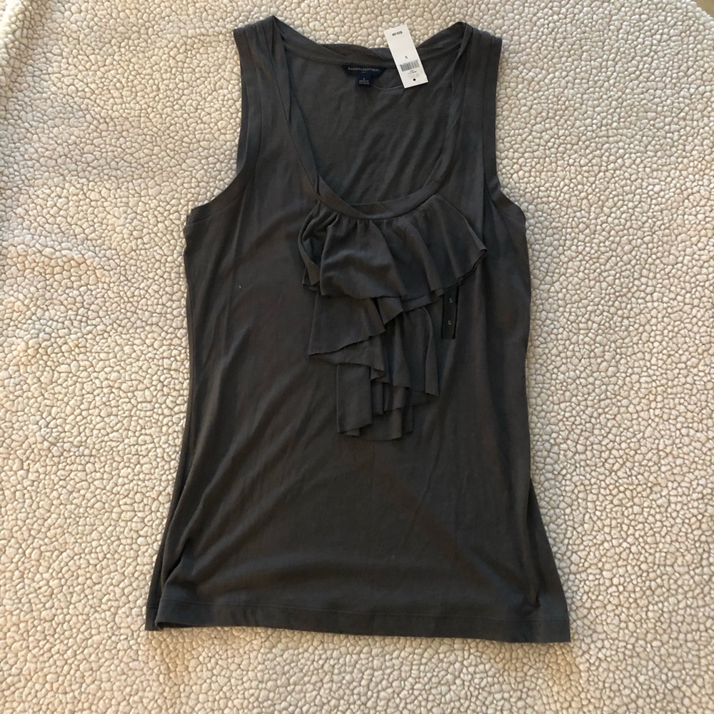 Banana Republic Gray Ruffle Tank Top Size S NWT